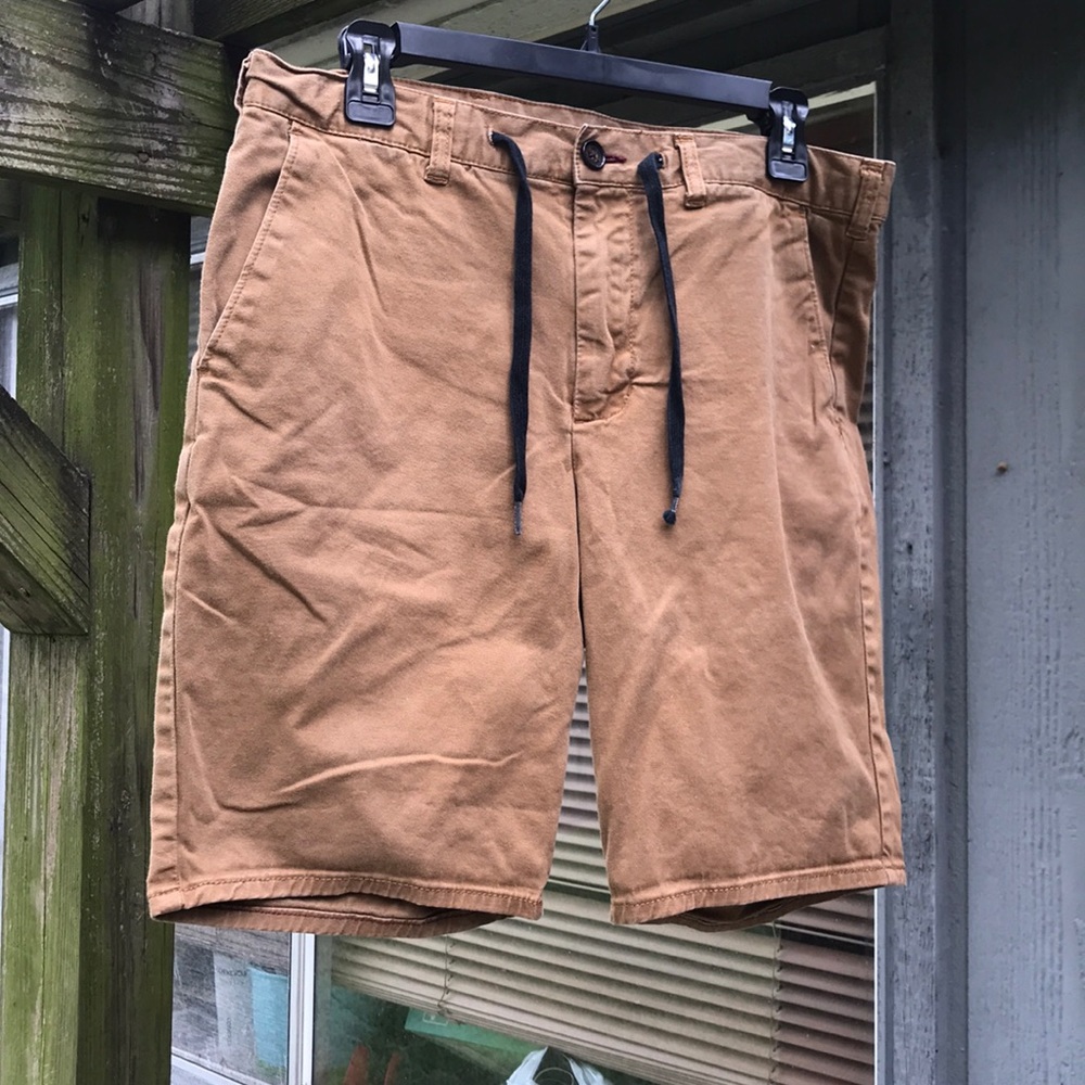 Drawstring Khaki shorts